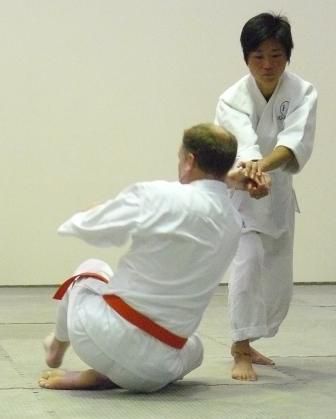 Aikido beginner training in North Shore Auckland martial arts class